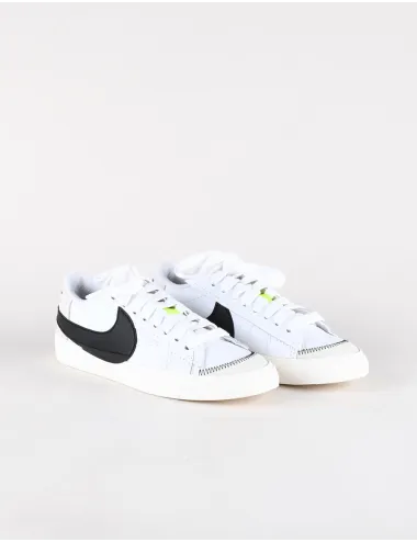 NIKE BLAZER LOW '77 JUMBO