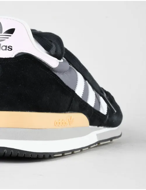 ADIDAS ZX 500