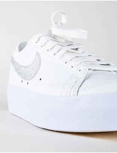 NIKE BLAZER LOW PLATFORM ESS