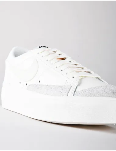 NIKE BLAZER LOW PLATFORM