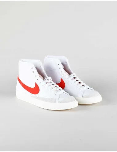 NIKE BLAZER MID '77