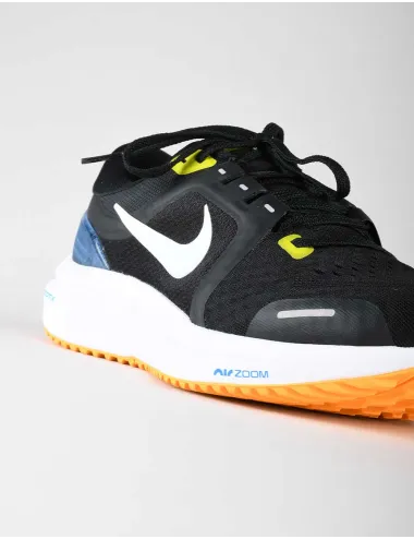 NIKE AIR ZOOM VOMERO 16