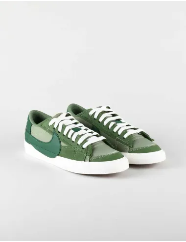 NIKE BLAZER LOW '77 JUMBO