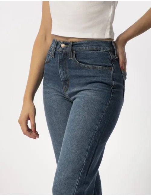 LEVI'S '80s MOM JEANS