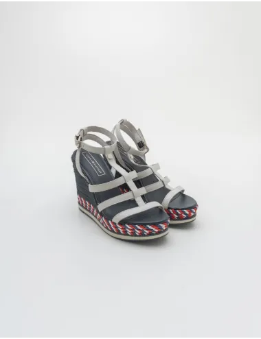 TOMMY HILFIGER COLORFUL ROPE WEDGE SANDAL