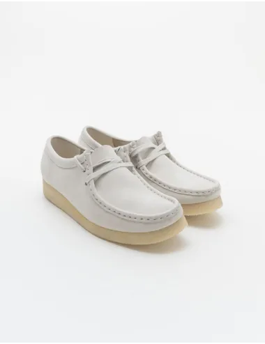 CLARKS   WALLABEE WHITE NUBUCK