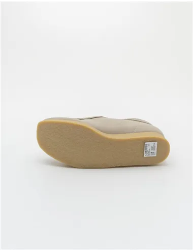 CLARKS    WALLABEE