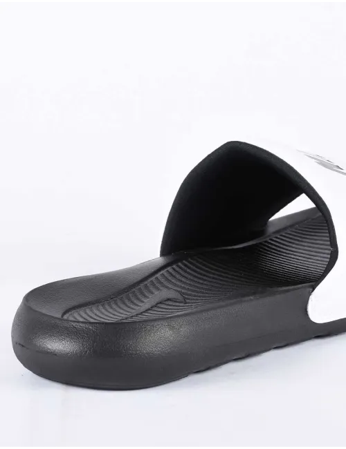 NIKE VICTORI ONE SLIDE