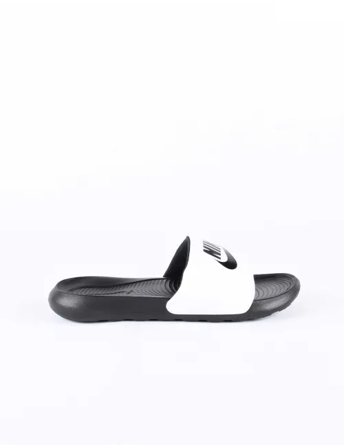 NIKE VICTORI ONE SLIDE