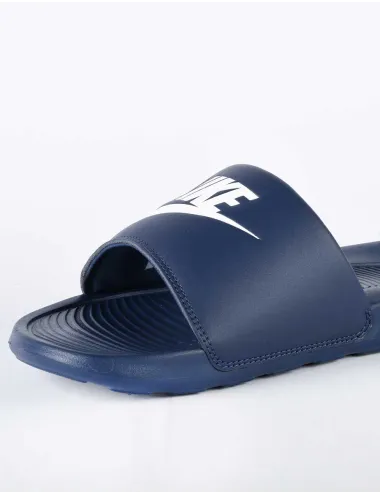 NIKE VICTORI ONE SLIDE