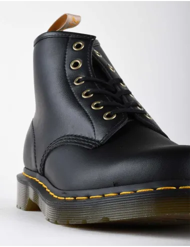 DR.MARTENS VEGAN 101