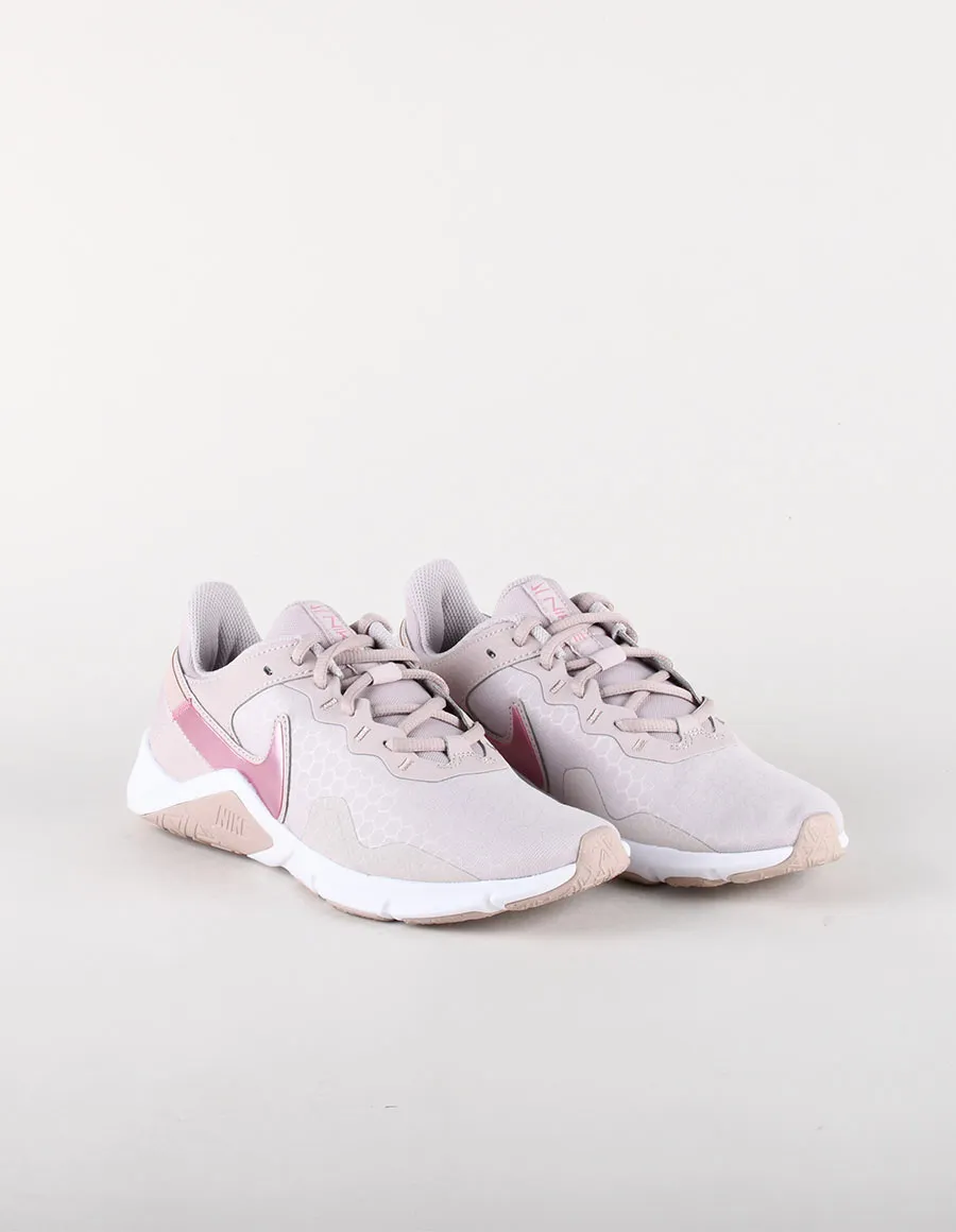 NIKE LEGEND ESSENTIAL 2