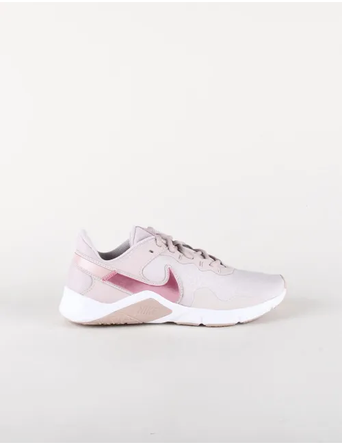 NIKE LEGEND ESSENTIAL 2